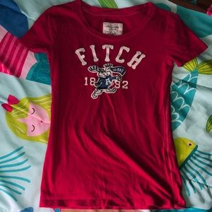 Womens xs Abercrombie and Fitch red T-shirt